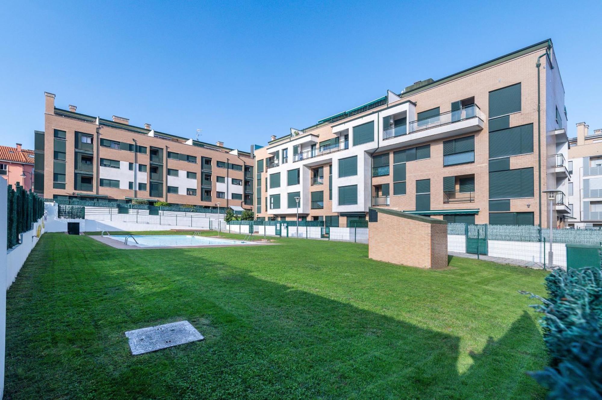 Alloru, Apartamento Con Piscina La Playa A 3 Km Vut-2714-As Лянес Екстериор снимка